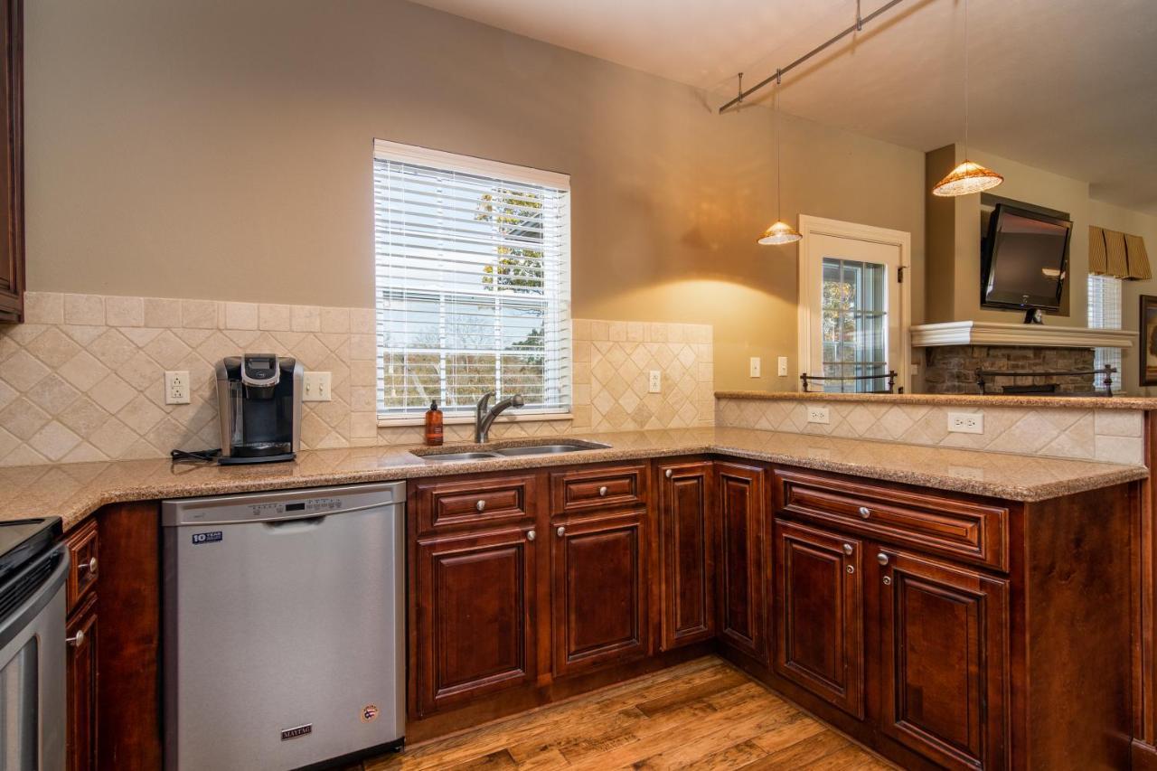 Two Bedroom Villa In The Heart Of Branson! Exterior foto
